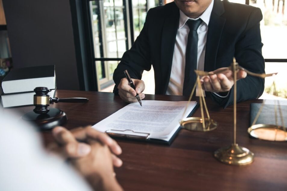 La importancia de asumir riesgos en la carrera profesional como abogados